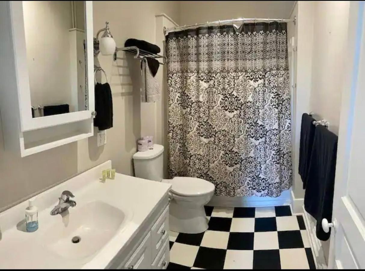 شقة ستراتفورد  في 32 Ontario St المظهر الخارجي الصورة